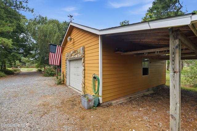 341 Fox Squirel Road, Southport, NC 28461