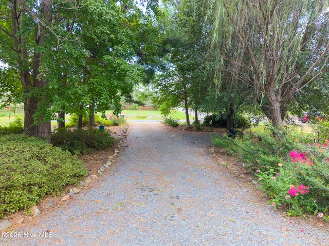 341 Fox Squirel Road, Southport, NC 28461