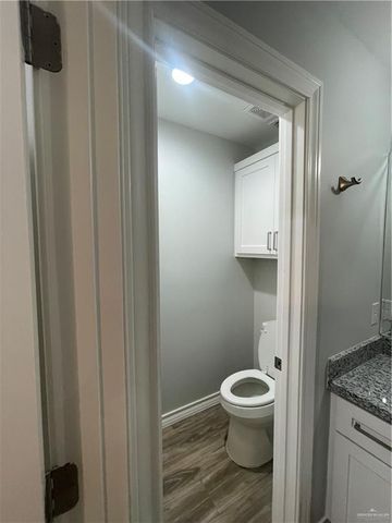 606 E Kuhn Street, Edinburg, TX 78541