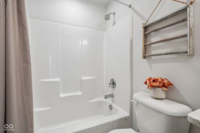 18867 Cromarty Circle, Noblesville, IN 46062