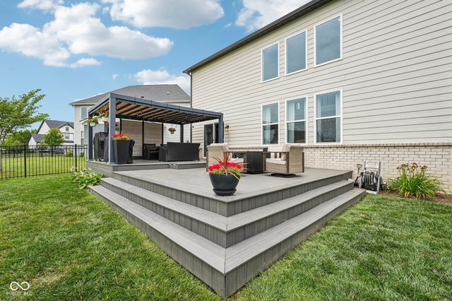 18867 Cromarty Circle, Noblesville, IN 46062