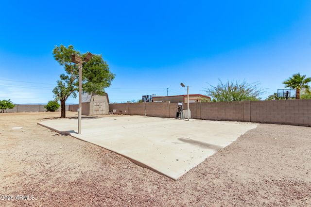 24620 W Quails Nest Lane, Wittmann, AZ 85361