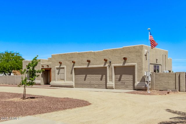 24620 W Quails Nest Lane, Wittmann, AZ 85361
