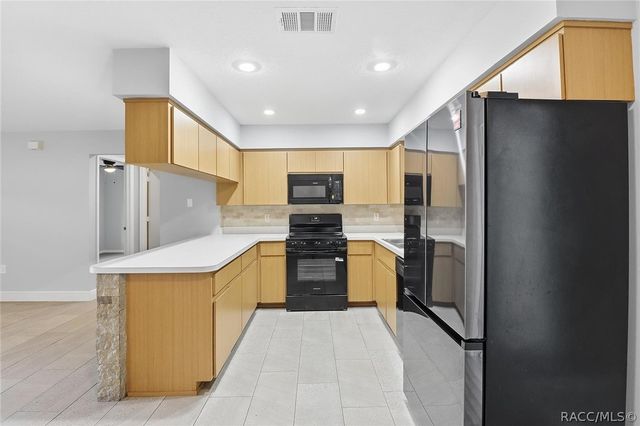 8156 W Basilico Street, Crystal River, FL 34428