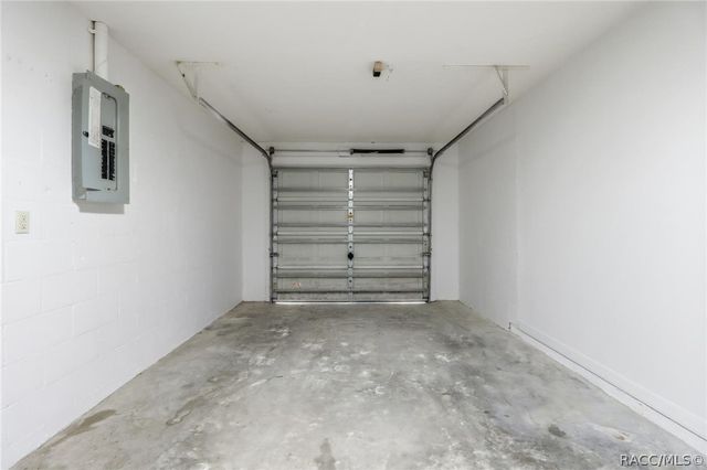 8156 W Basilico Street, Crystal River, FL 34428