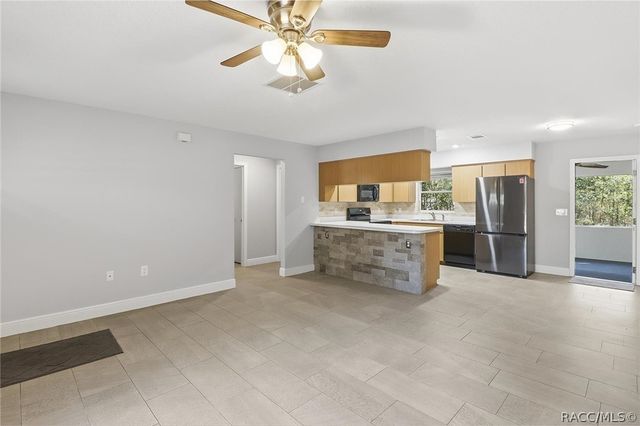 8156 W Basilico Street, Crystal River, FL 34428