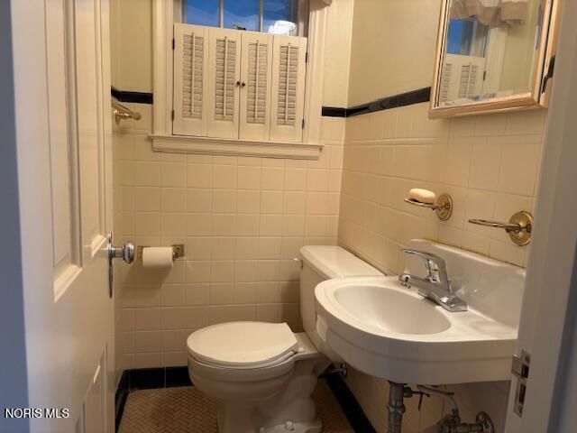 3175 Cheltenham Road, Toledo, OH 43606