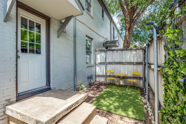 5010 N Hall Street, Dallas, TX 75235