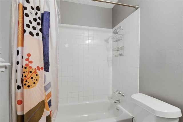 11421 Wallace Avenue, Oklahoma City, OK 73162