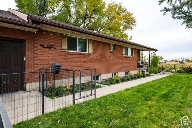 4297 N 4400 W, Corinne, UT 84307