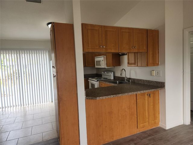 1140 QUEEN ROAD, Venice, FL 34293