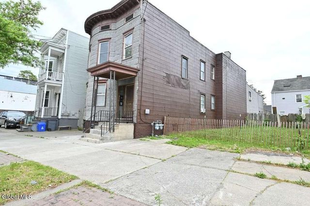 618 Clinton Avenue, Albany, NY 12206