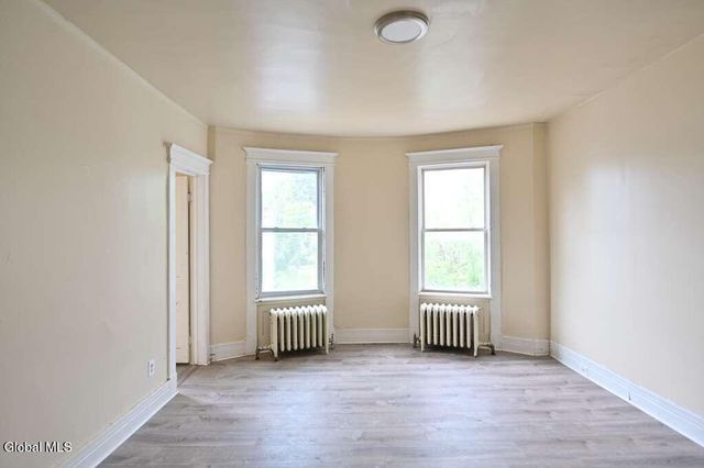 618 Clinton Avenue, Albany, NY 12206
