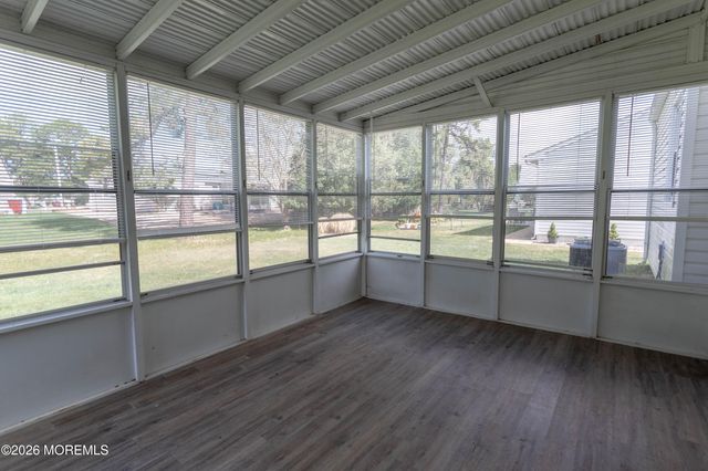 13 Nostrand Drive, Toms River, NJ 08757