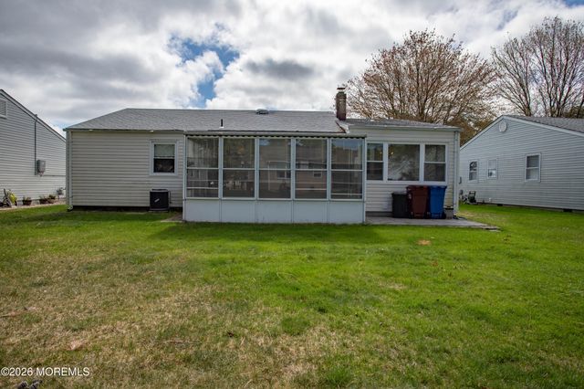 13 Nostrand Drive, Toms River, NJ 08757