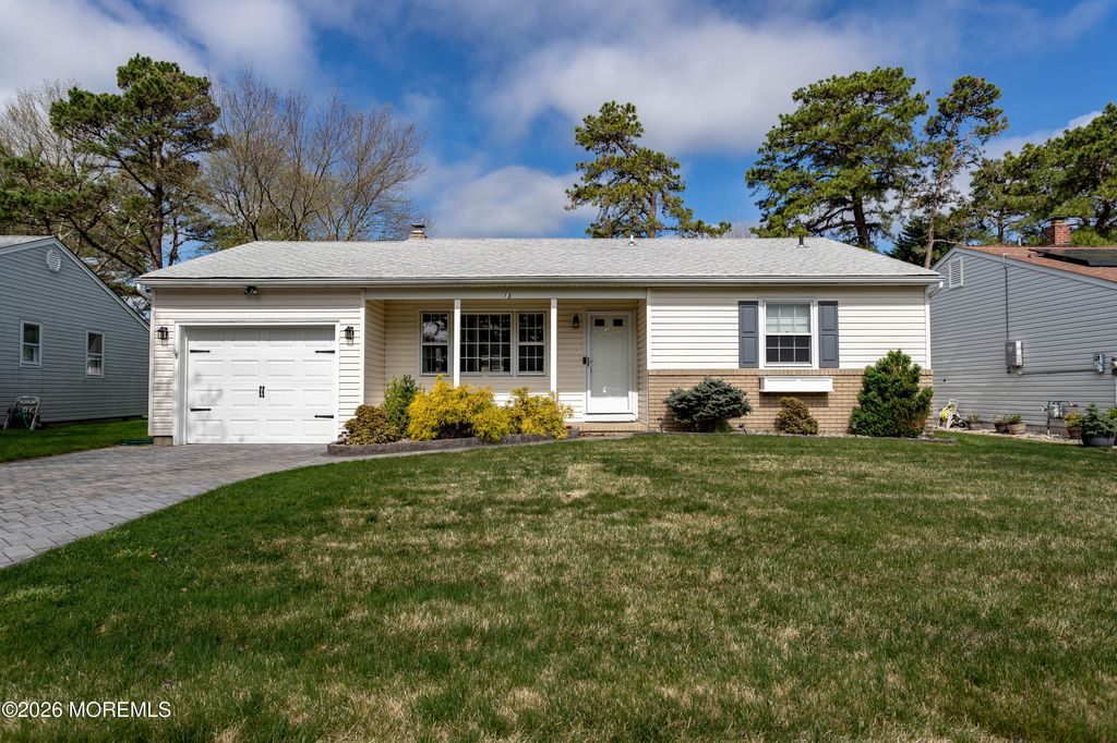 13 Nostrand Drive, Toms River, NJ 08757