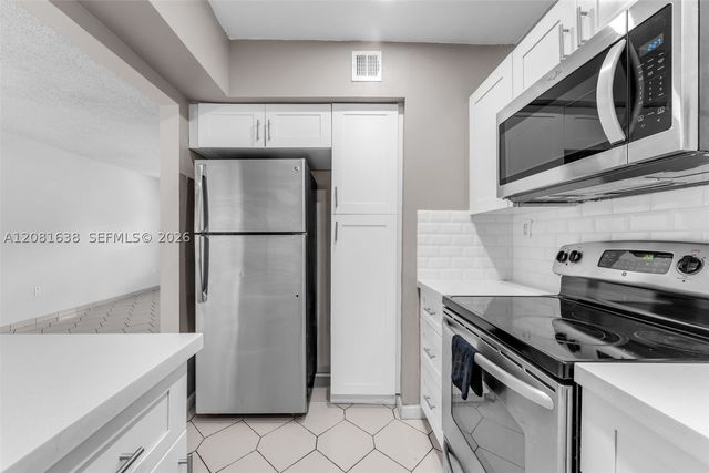 2018 SW 103rd Ct, Miami, FL 33165