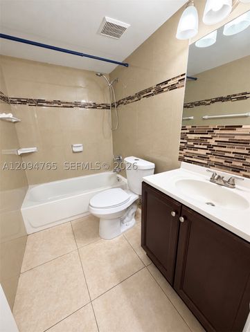 19741 SW 114th Ave 362, Miami, FL 33157
