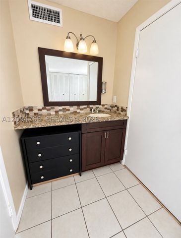 19741 SW 114th Ave 362, Miami, FL 33157