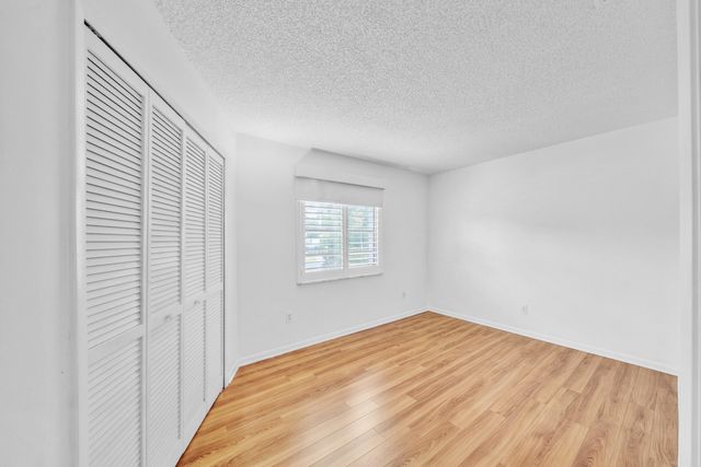 6062 Bania Wood Circle, Atlantis, FL 33462