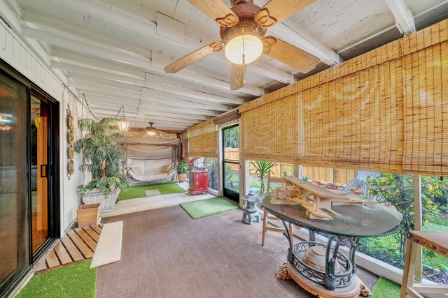 6062 Bania Wood Circle, Atlantis, FL 33462