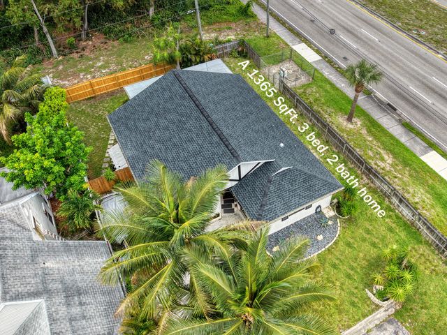 6062 Bania Wood Circle, Atlantis, FL 33462