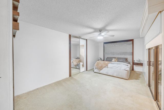 6062 Bania Wood Circle, Atlantis, FL 33462