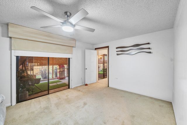 6062 Bania Wood Circle, Atlantis, FL 33462