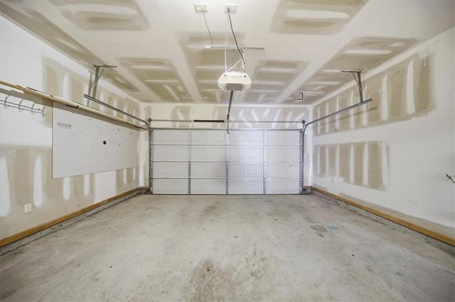 18 Greenfield Drive, Dawsonville, GA 30534