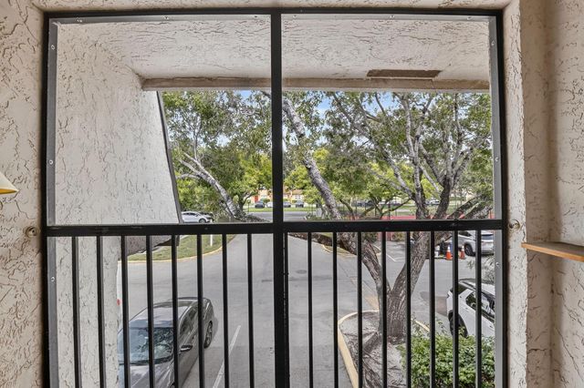 3610 NW 95th Terrace, Sunrise, FL 33351
