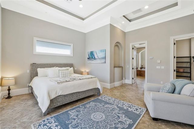 541 Taylor CT, Marco Island, FL 34145