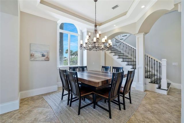 541 Taylor CT, Marco Island, FL 34145