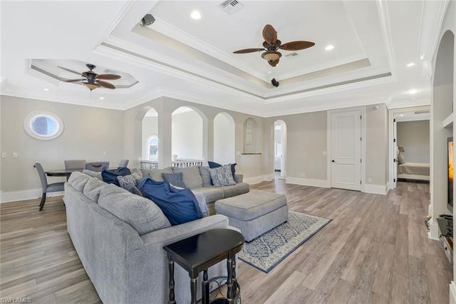 541 Taylor CT, Marco Island, FL 34145