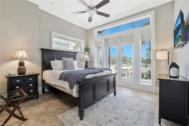 541 Taylor CT, Marco Island, FL 34145