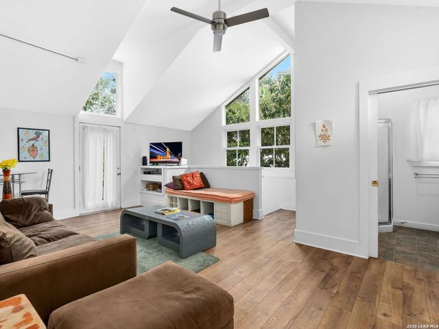 215 Beauregard - Unit B, San Antonio, TX 78204