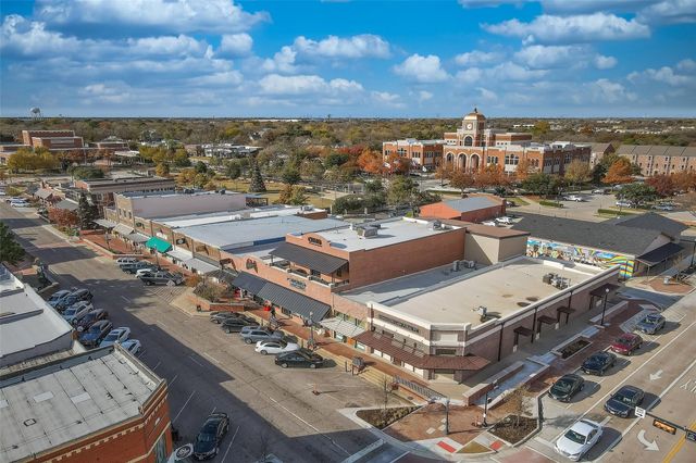 313 N Mill Street, Lewisville, TX 75057