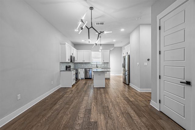 313 N Mill Street, Lewisville, TX 75057