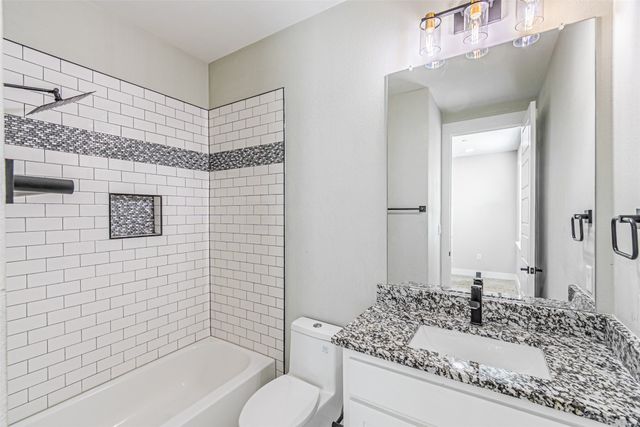 313 N Mill Street, Lewisville, TX 75057