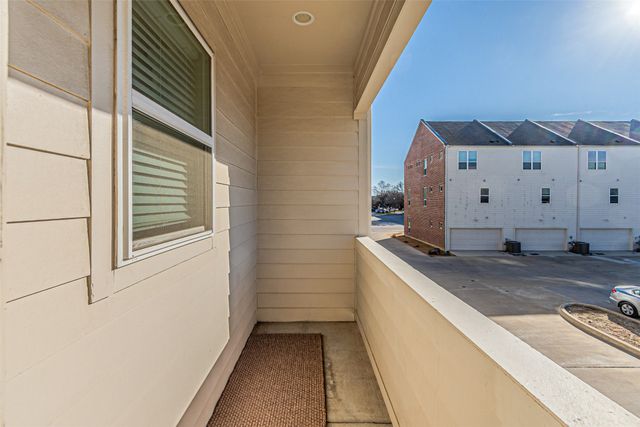 313 N Mill Street, Lewisville, TX 75057