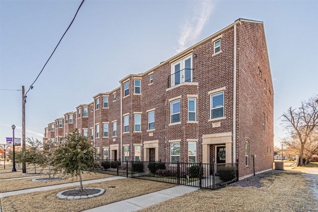 313 N Mill Street, Lewisville, TX 75057