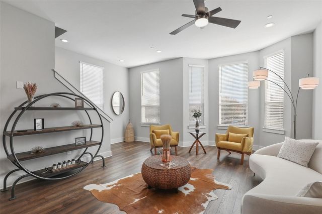 313 N Mill Street, Lewisville, TX 75057