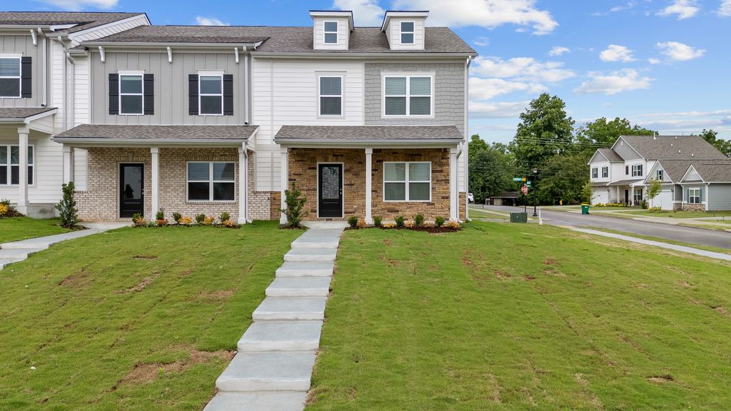 350 Canonbury Dr, Lebanon, TN 37087