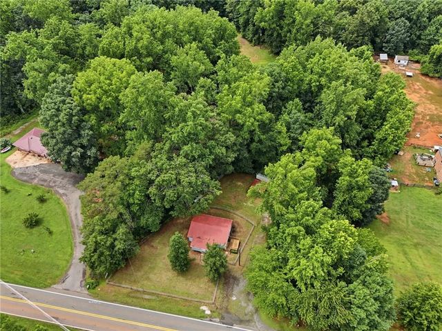 6815 Bannister Road, Cumming, GA 30028