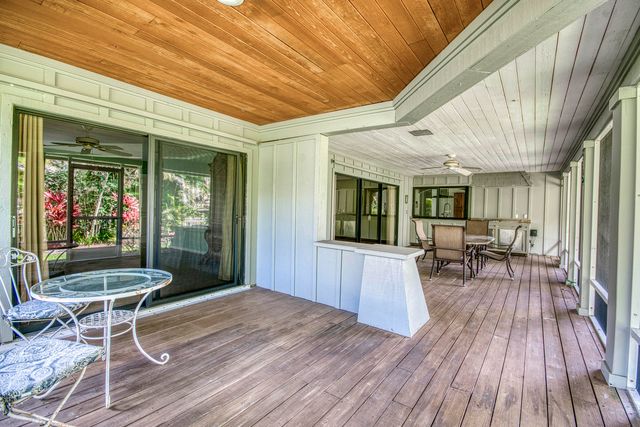 1 Balfour Road E, Palm Beach Gardens, FL 33418