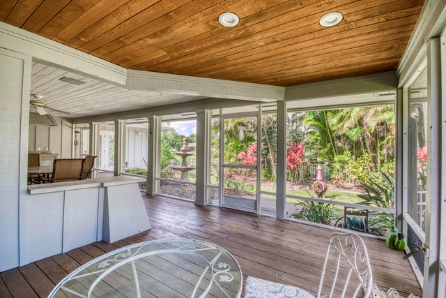 1 Balfour Road E, Palm Beach Gardens, FL 33418