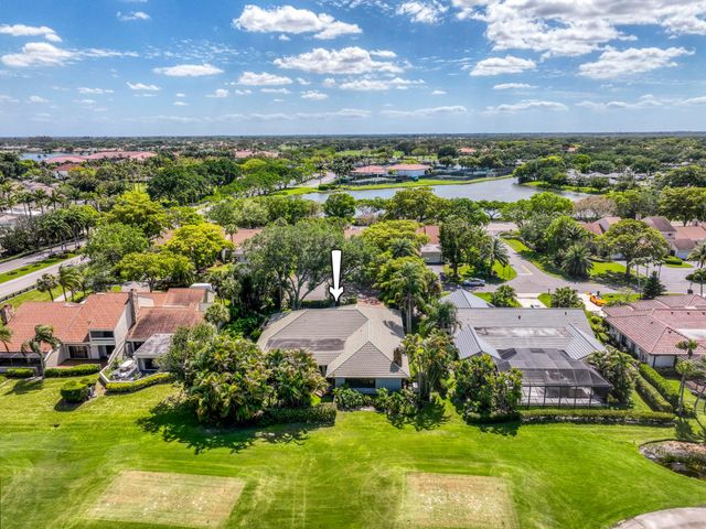 1 Balfour Road E, Palm Beach Gardens, FL 33418