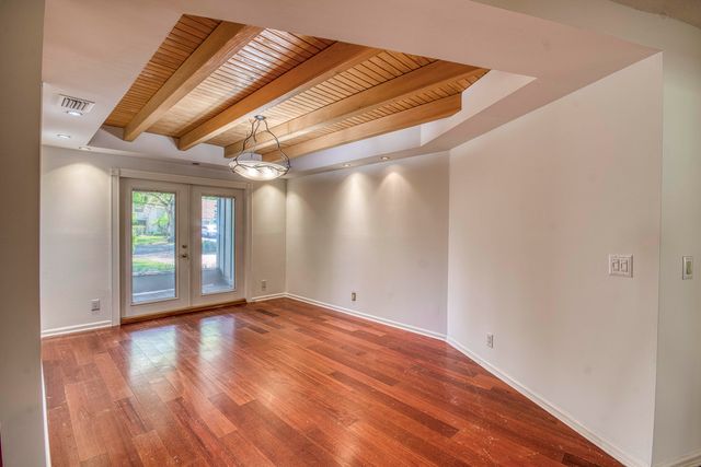 1 Balfour Road E, Palm Beach Gardens, FL 33418