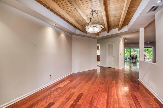 1 Balfour Road E, Palm Beach Gardens, FL 33418