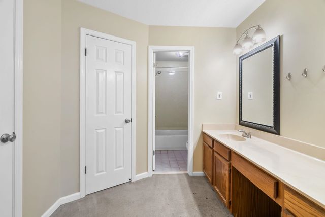 6465 EASTBRIER DR, Bartlett, TN 38135