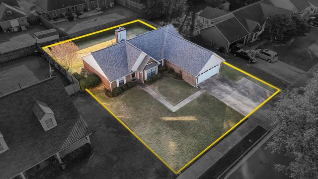 6465 EASTBRIER DR, Bartlett, TN 38135